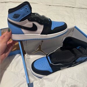 Nike Air Jordan 1 Retro High OG University Blue